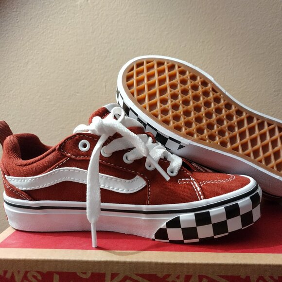 VANS- never worn size 12  Fillmore - Picture 2 of 5